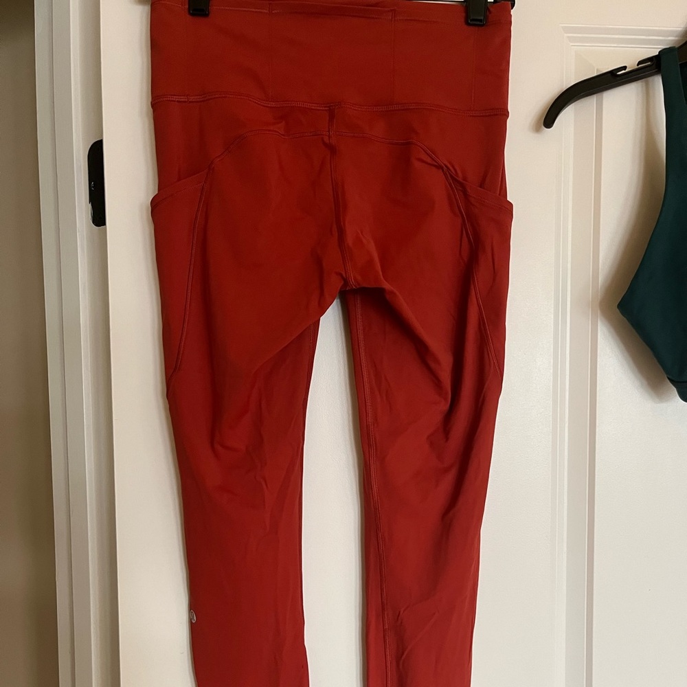 Lululemon Fast & Free EUC